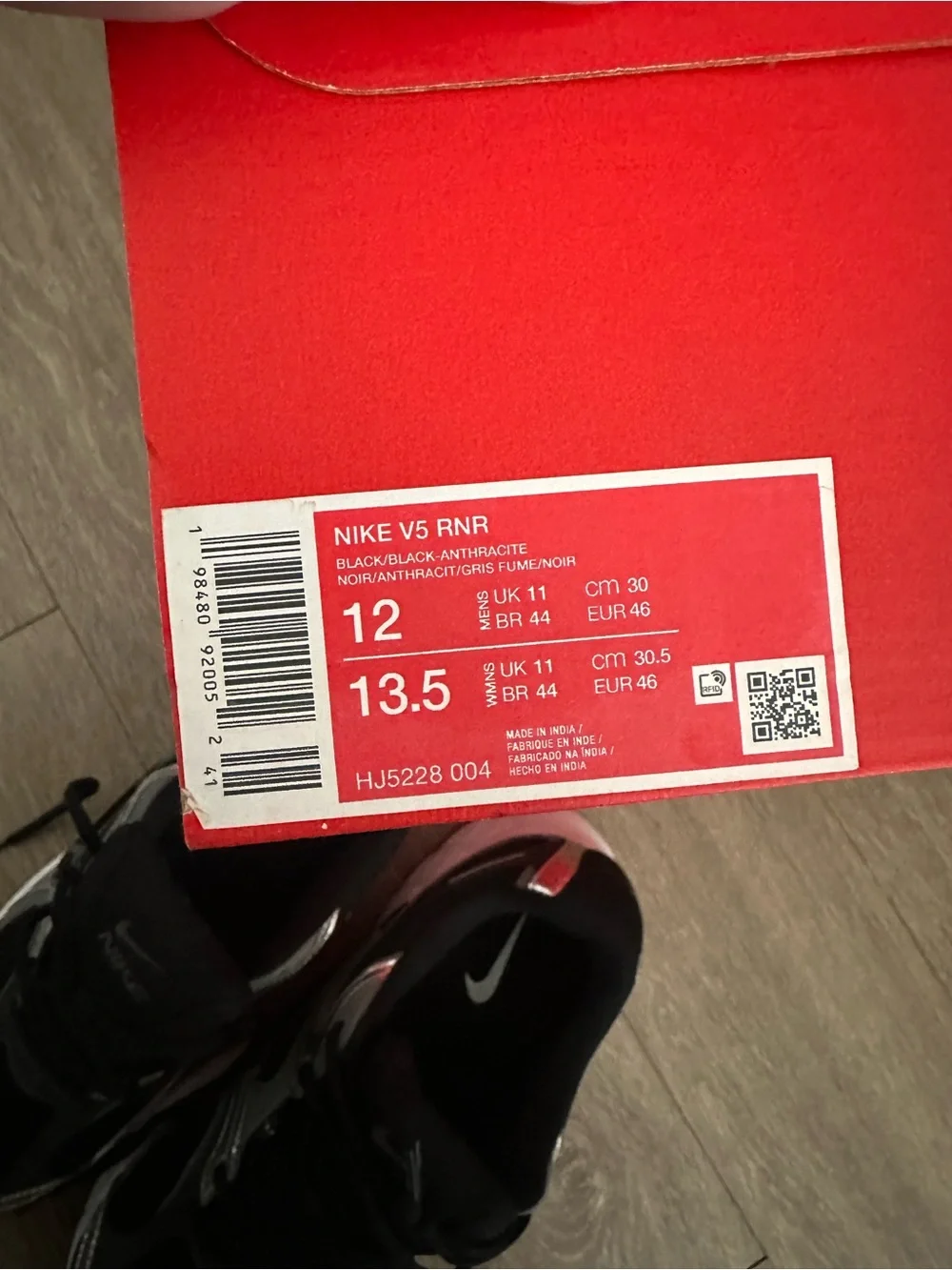 Nike Mens V5 RNR Sneakers - Picture 6 of 6